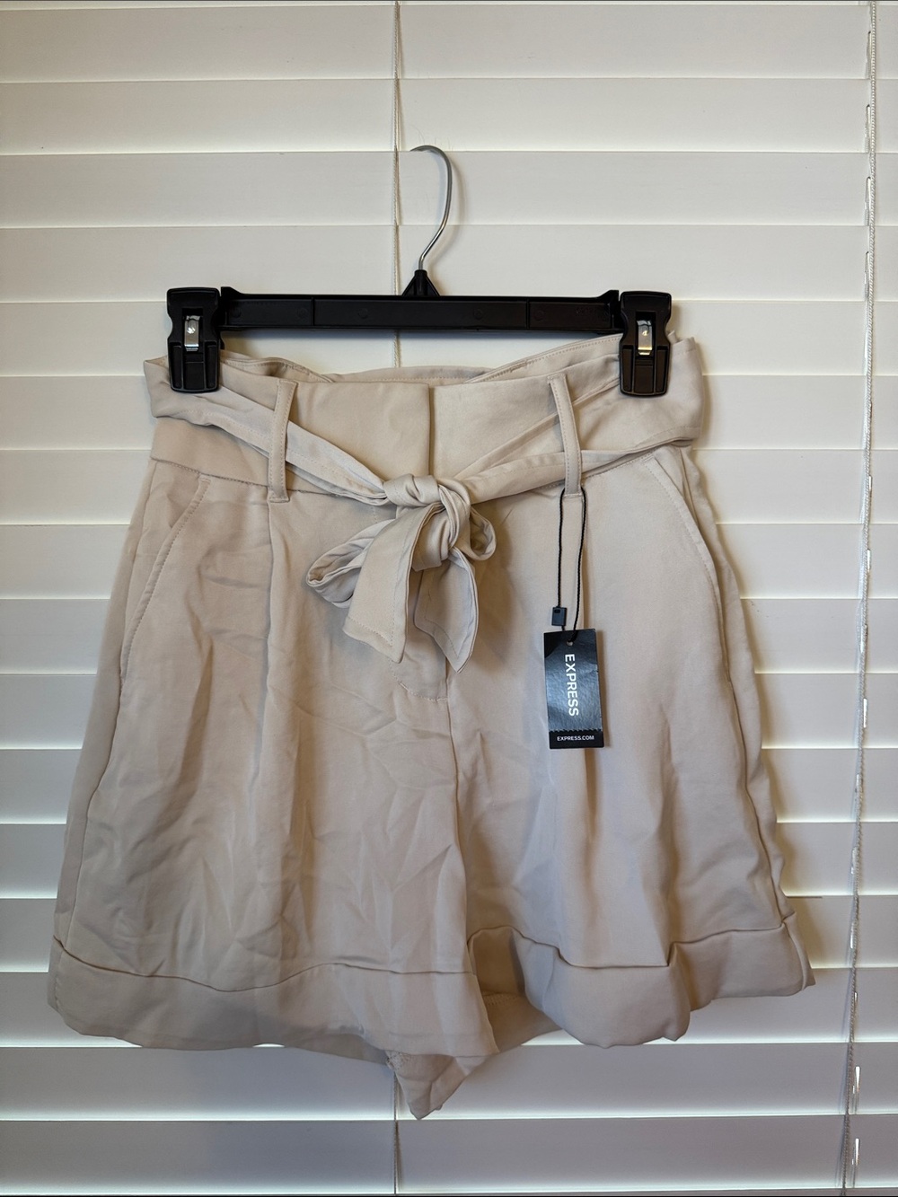 Express Cream High-Waist Tie-Belt Shorts